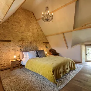 Maison Typique Bretonne Avec Toit De Chaume Camors